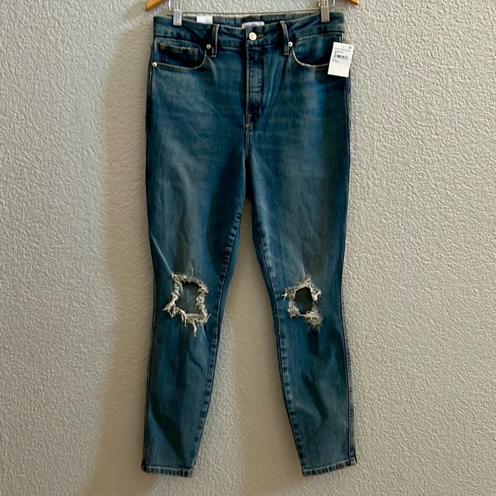 Good American Good Curve Skinny Crop Distressed Jeans - Picture 2 of 9